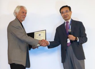 Peter Varga received the prestigious prize of the Japanese Science Society